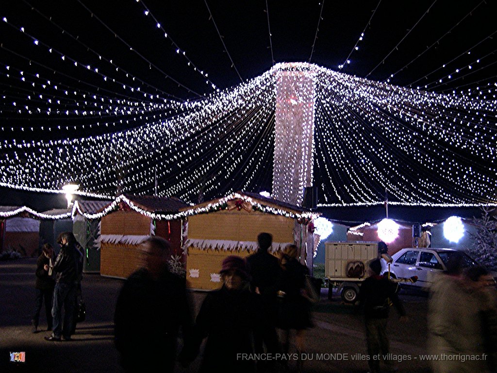 DSCN2747.JPG - Illuminations 2010.