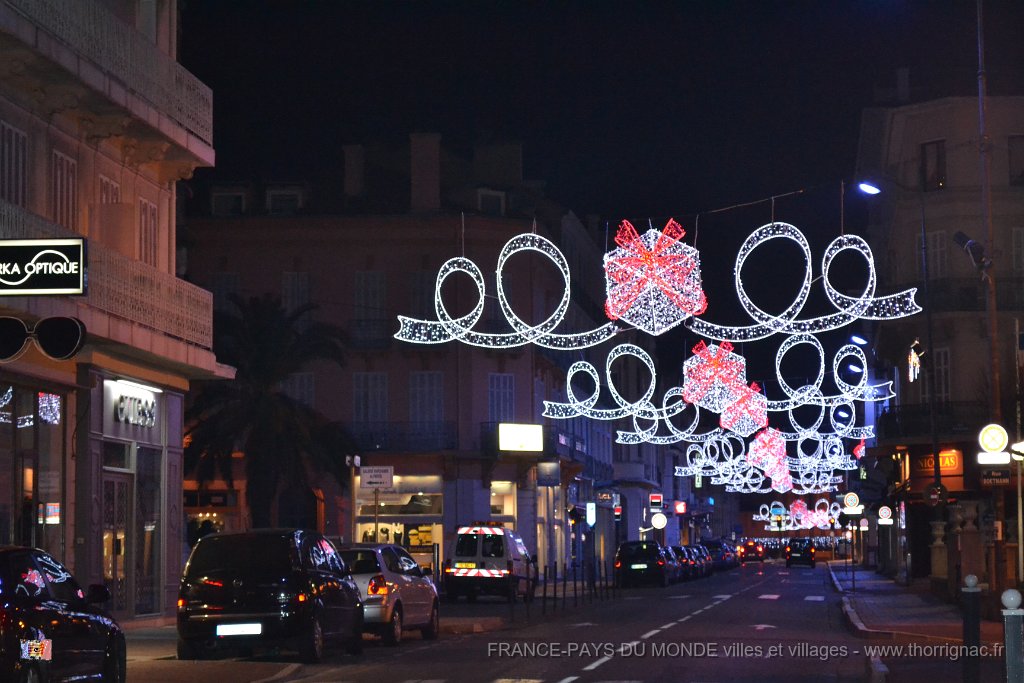 DSC 0049.JPG - Illuminations 2011.