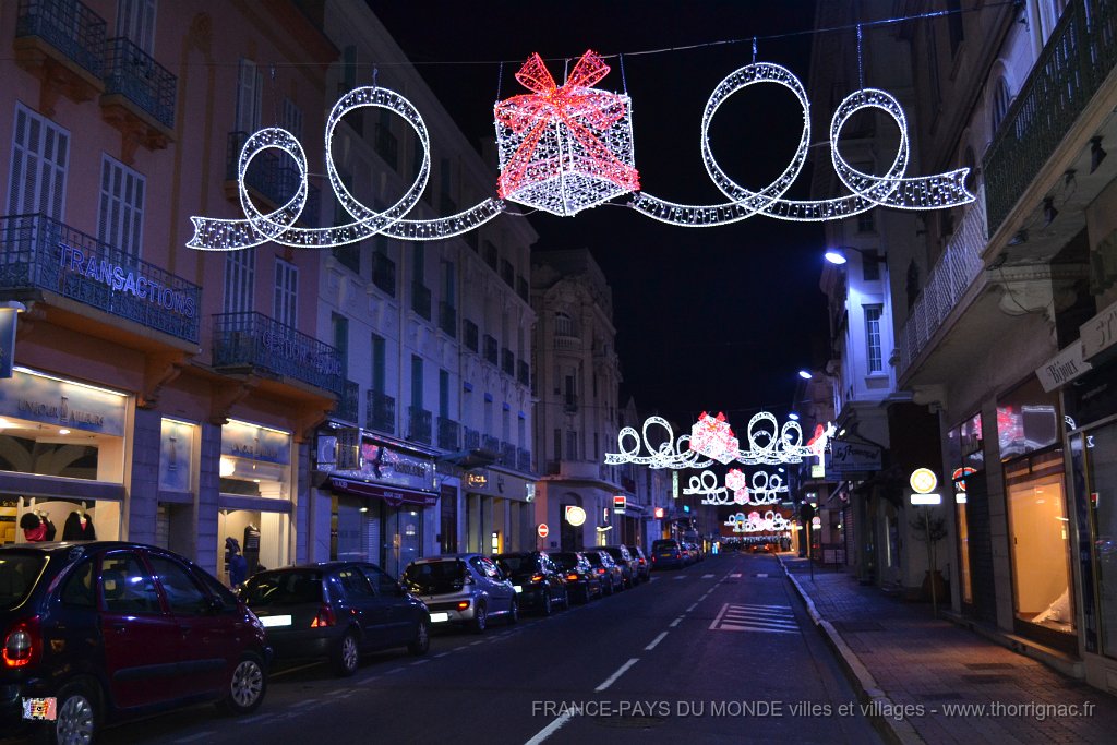 DSC 0050.JPG - Illuminations 2011.
