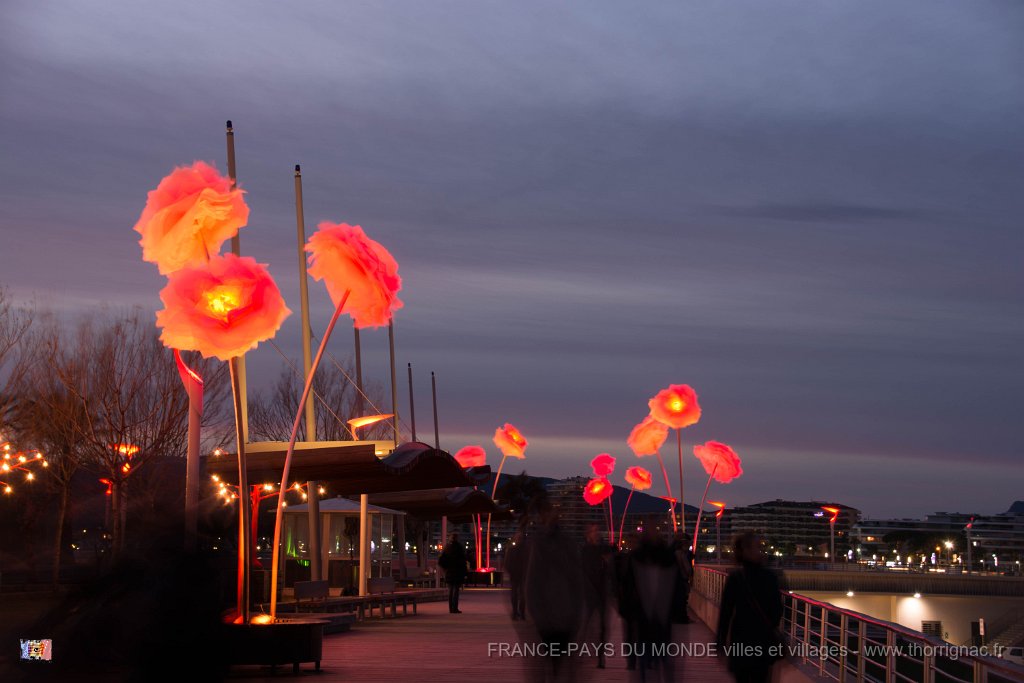 Illuminations St Raphael fin 2017 31.jpg - Saint-Raphaël (83) - Fin d'année 2017.