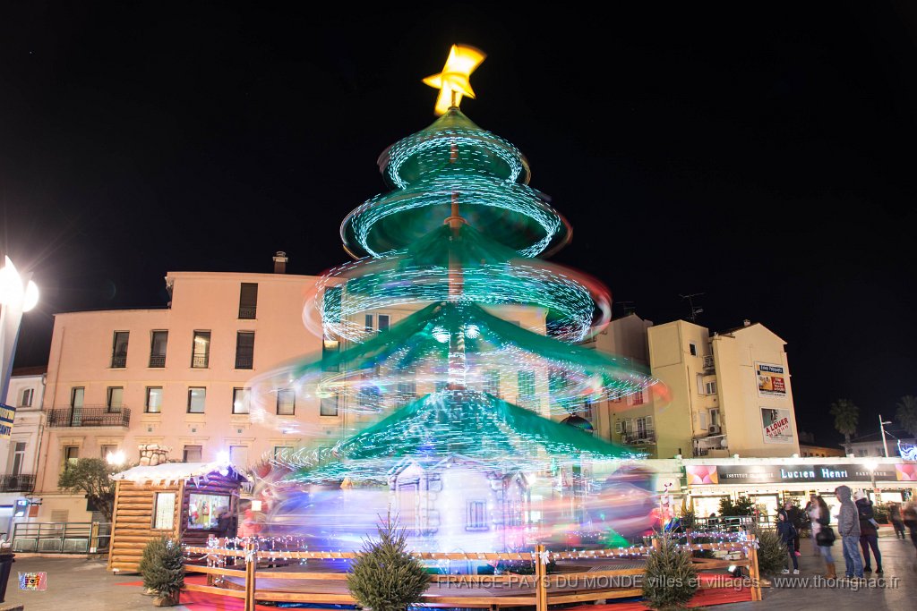 Illuminations St Raphael fin 2017 38.jpg - Saint-Raphaël (83) - Fin d'année 2017.