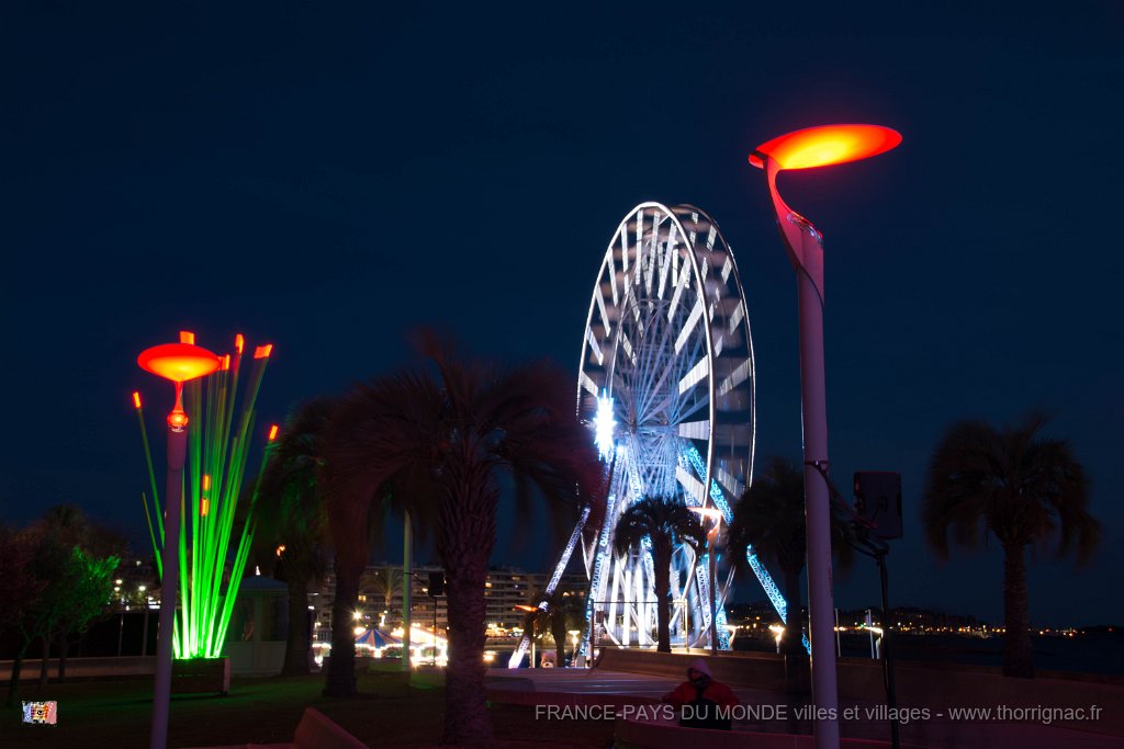 Illuminations St Raphael fin 2017 40.jpg - Saint-Raphaël (83) - Fin d'année 2017.