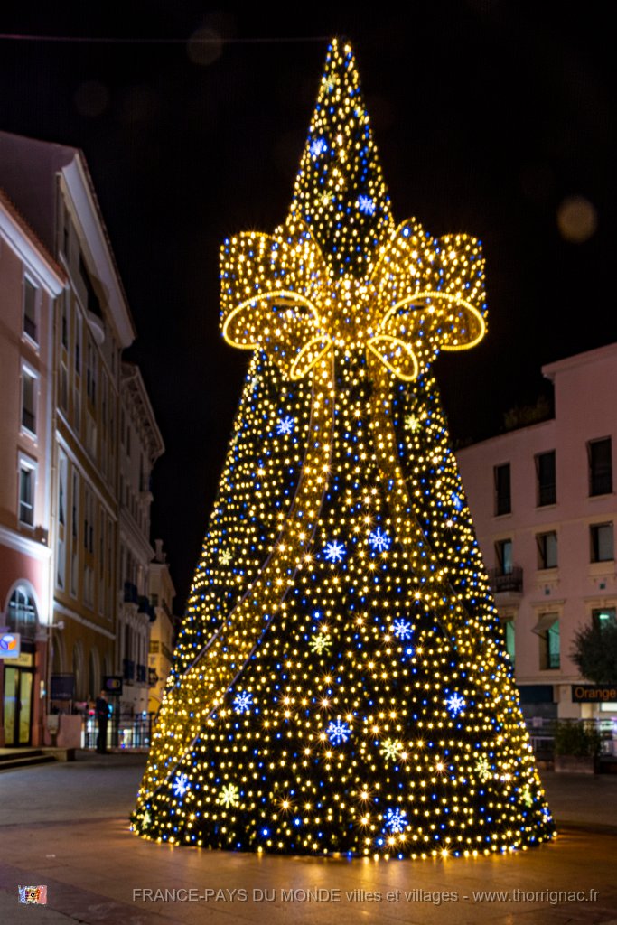 Illuminations Saint Raphael 2020 19.jpg - Saint-Raphaël (83) - Fin d'année 2020.