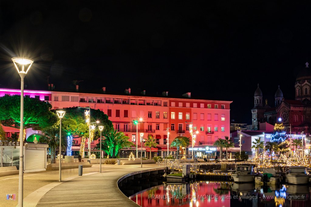Illuminations Saint Raphael 2020 29.jpg - Saint-Raphaël (83) - Fin d'année 2020.