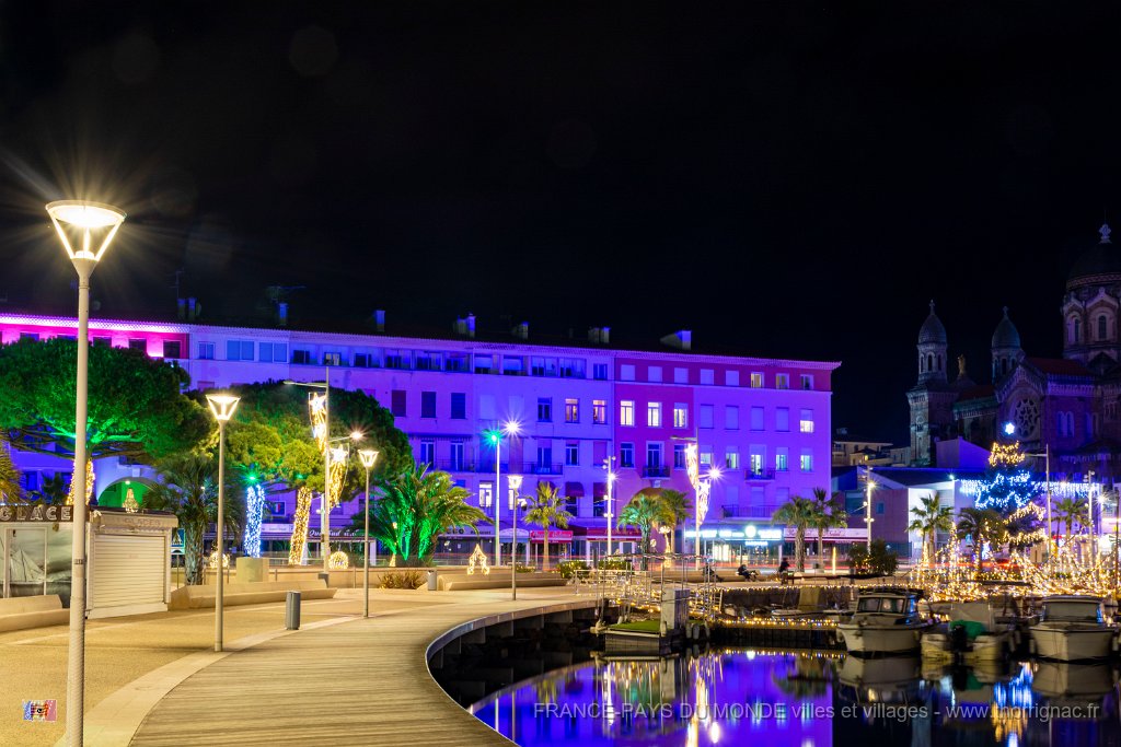 Illuminations Saint Raphael 2020 30.jpg - Saint-Raphaël (83) - Fin d'année 2020.