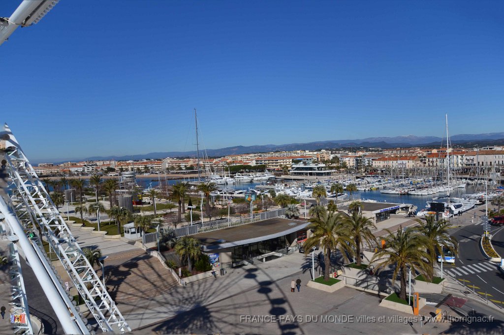 Panorama2.jpg - Le port et Jardin Bonaparte.26 février 2015