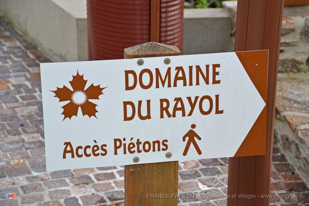 Domaine du Rayol  3 canton de St tropez.JPG - Domaine du Rayol, canton de St tropez. Le 05 décembre 2014 sous la pluie.