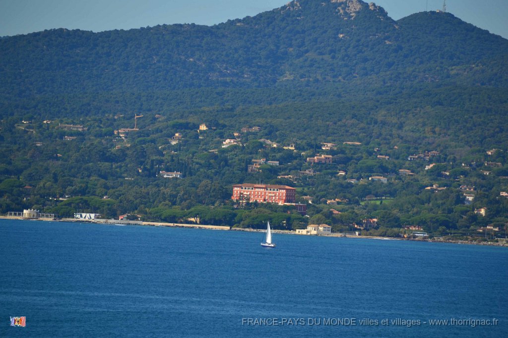 Saint Tropez 10 octobre 2015 140.JPG - Face à Saint-Tropez. 10 octobre 2015.