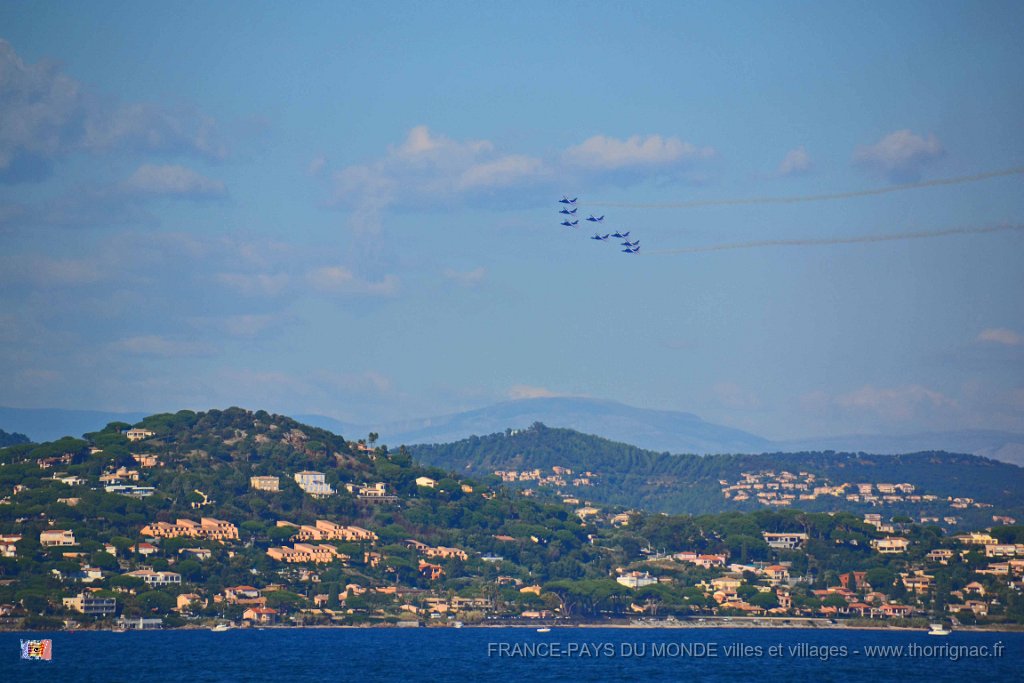 Saint Tropez 10 octobre 2015 164.JPG - Saint-Tropez. La patrouille de France lors d'un meeting à Sainte-Maxime. 10 octobre 2015.