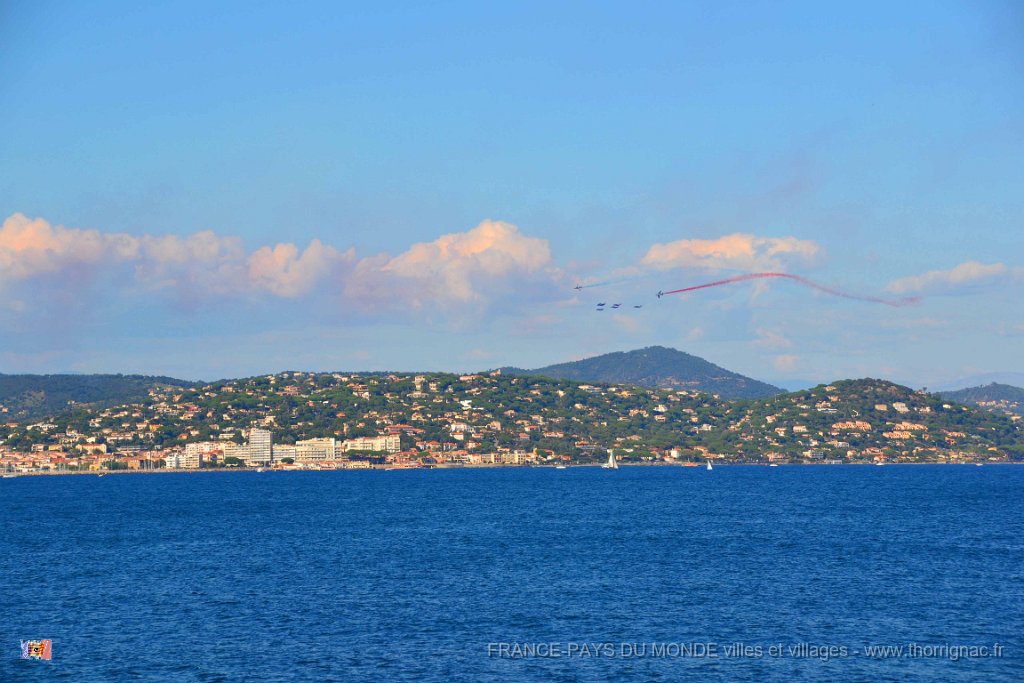 Saint Tropez 10 octobre 2015 174.JPG - Saint-Tropez. La patrouille de France lors d'un meeting à Sainte-Maxime. 10 octobre 2015.