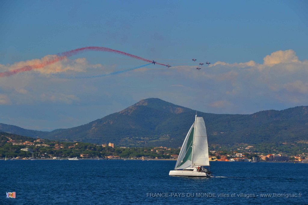 Saint Tropez 10 octobre 2015 186.JPG - Saint-Tropez. La patrouille de France lors d'un meeting à Sainte-Maxime. 10 octobre 2015.