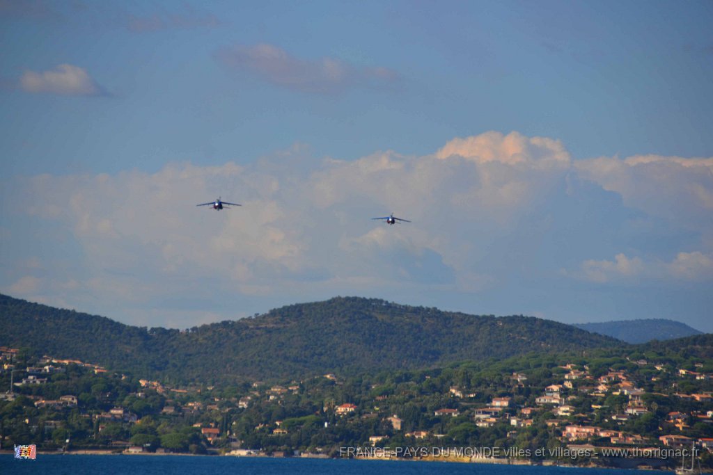Saint Tropez 10 octobre 2015 194.JPG - Saint-Tropez. La patrouille de France lors d'un meeting à Sainte-Maxime. 10 octobre 2015.