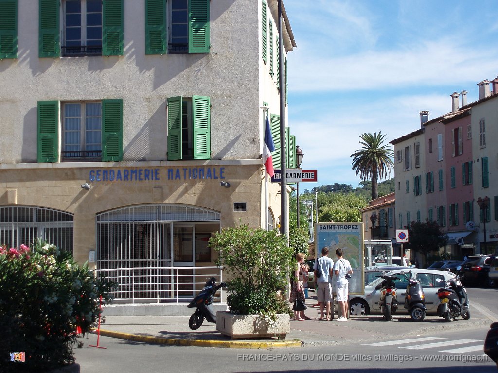 P8091369.JPG - La nouvelle gendarmerie.