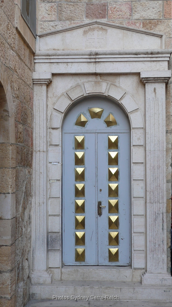 P1020177.jpg - Porte vue dans la vieille ville de Jérusalem.
